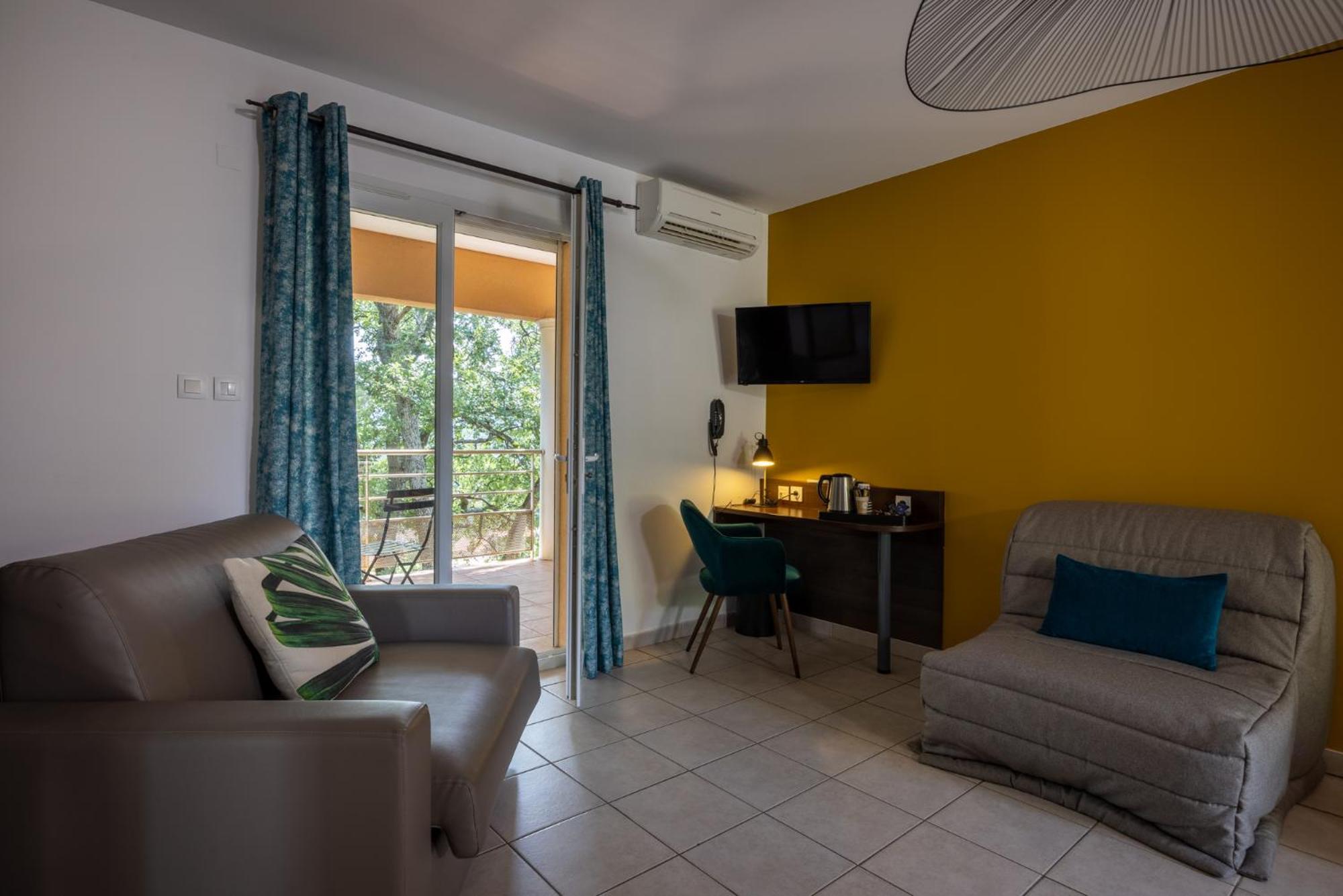 The Originals City, Hotel Cote Sud, Marseille Est Allauch Εξωτερικό φωτογραφία