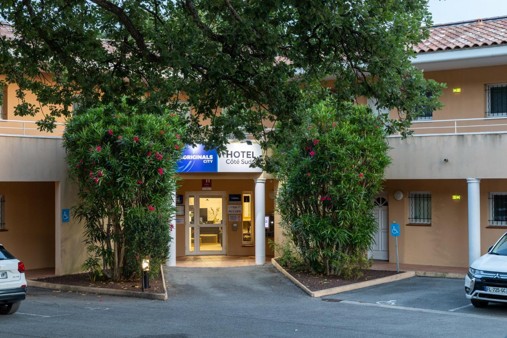 The Originals City, Hotel Cote Sud, Marseille Est Allauch Εξωτερικό φωτογραφία